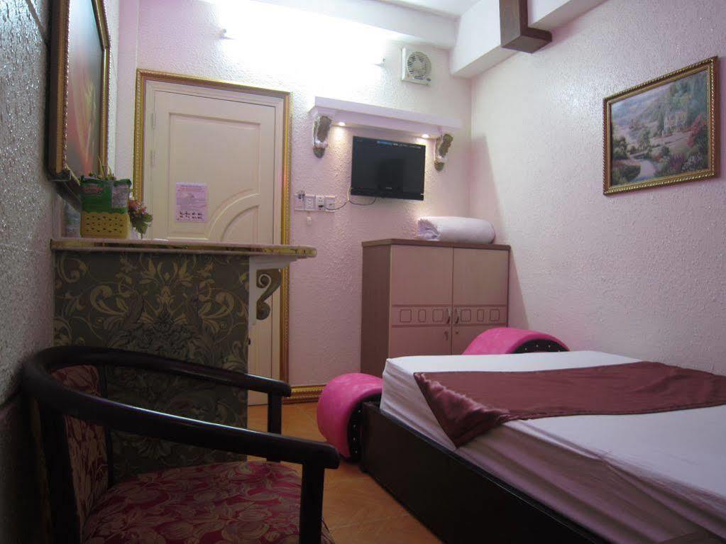 Tan Ha Hotel Ho Chi Minh City Exterior photo