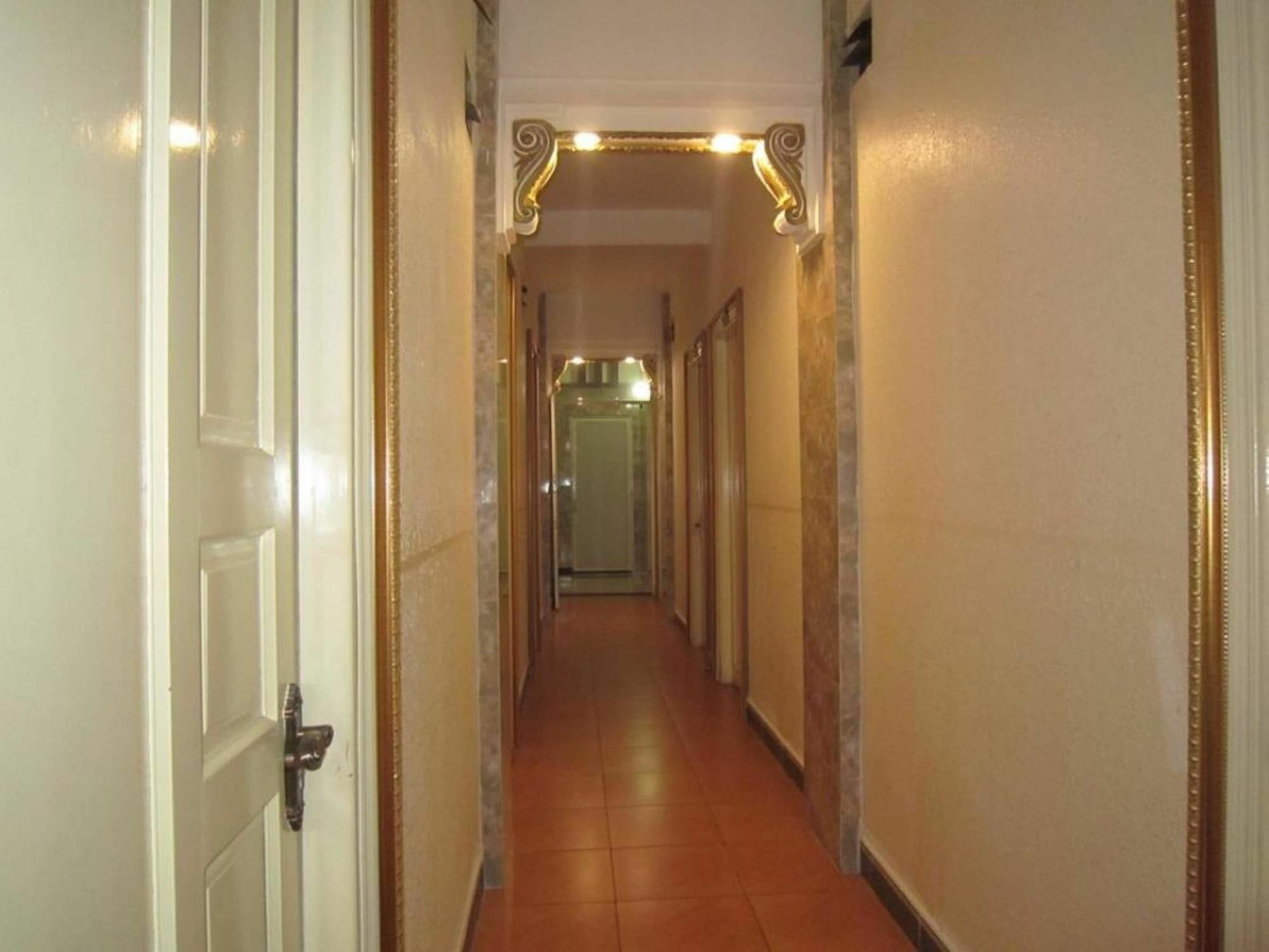 Tan Ha Hotel Ho Chi Minh City Exterior photo